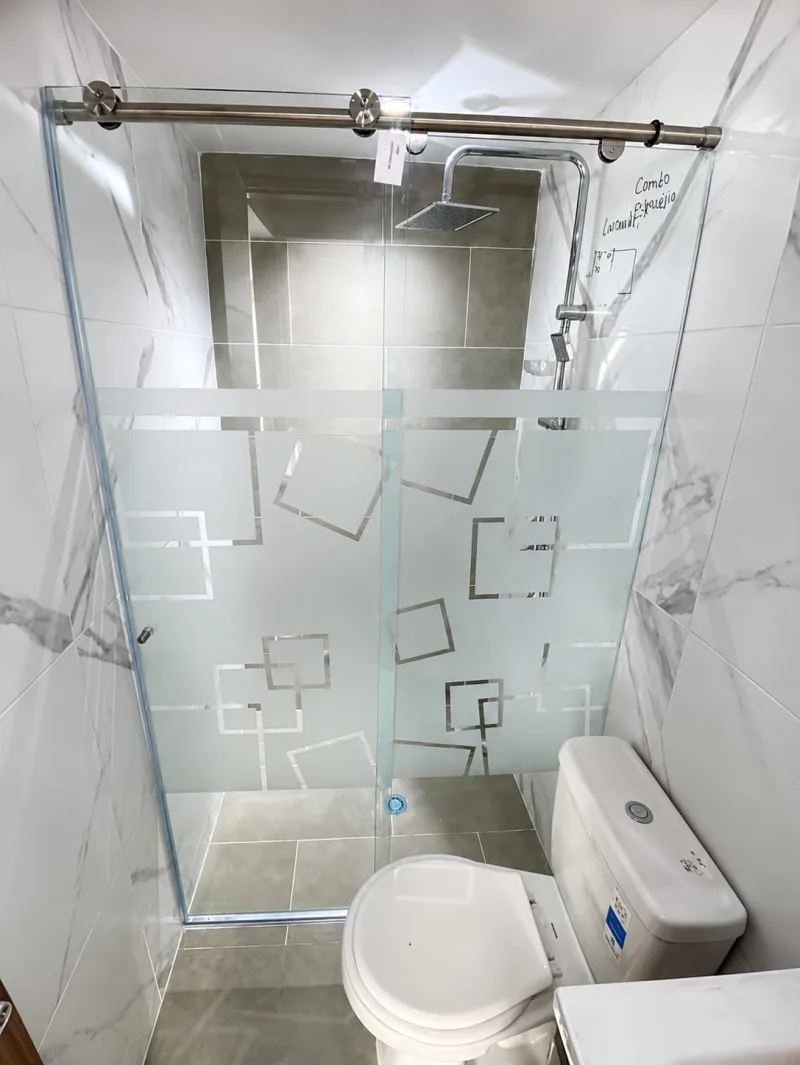 Divisiones De Baño Opalizados